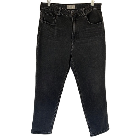 Everlane Jeans Everlane The Curvy Cheeky Jeans 32 Ankle Black